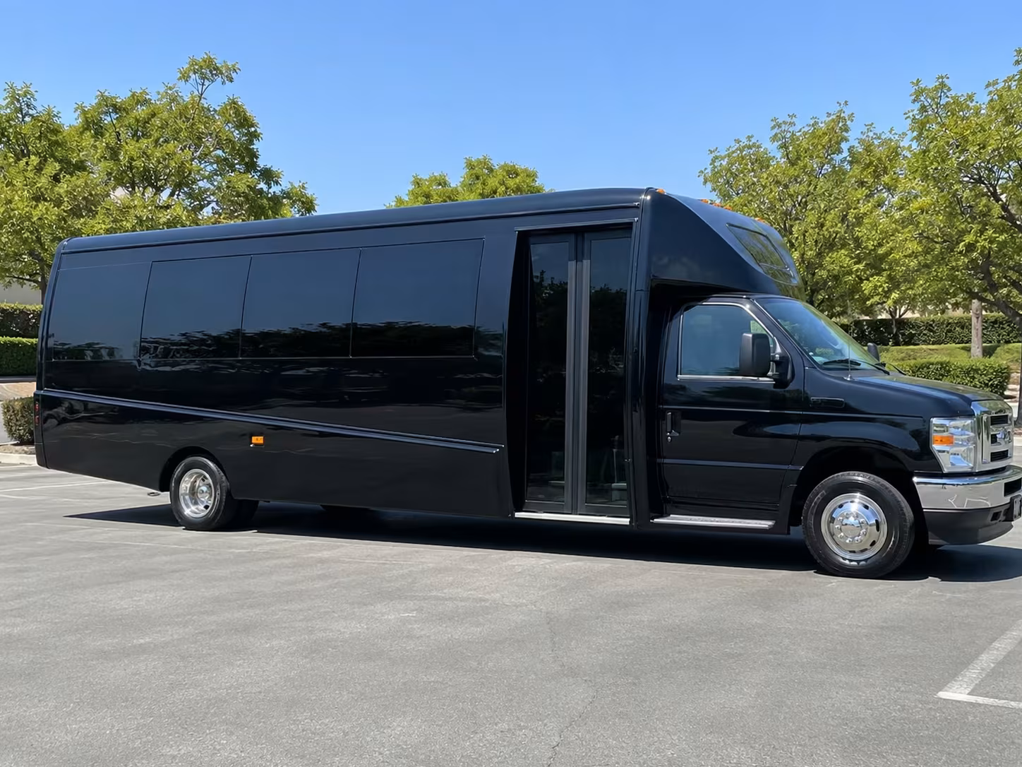 18 passenger minibus