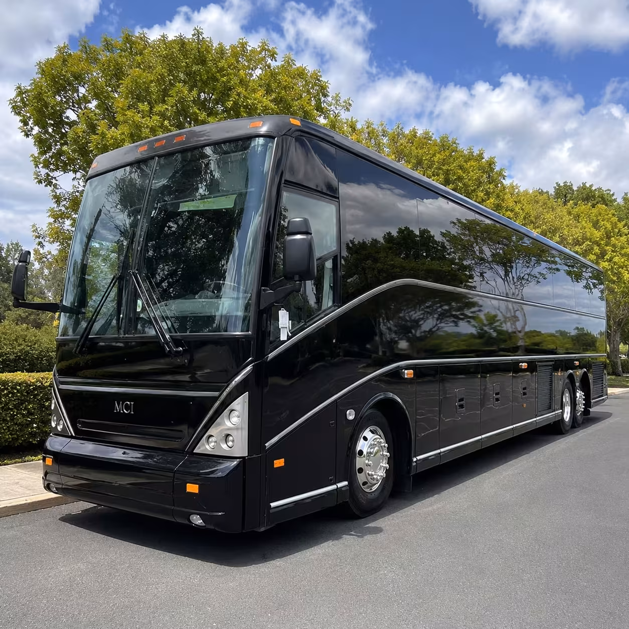 ogden charter bus rentals for university and college field trips